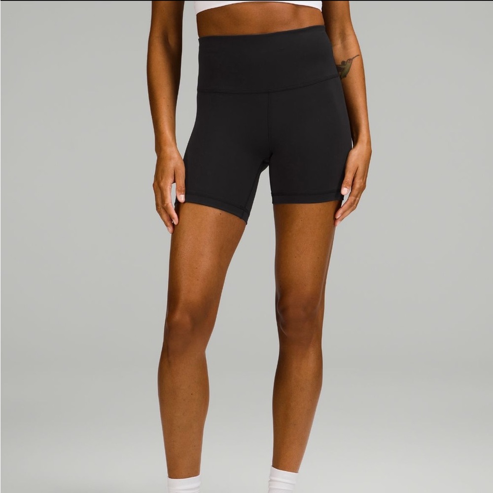 Lululemon bike short